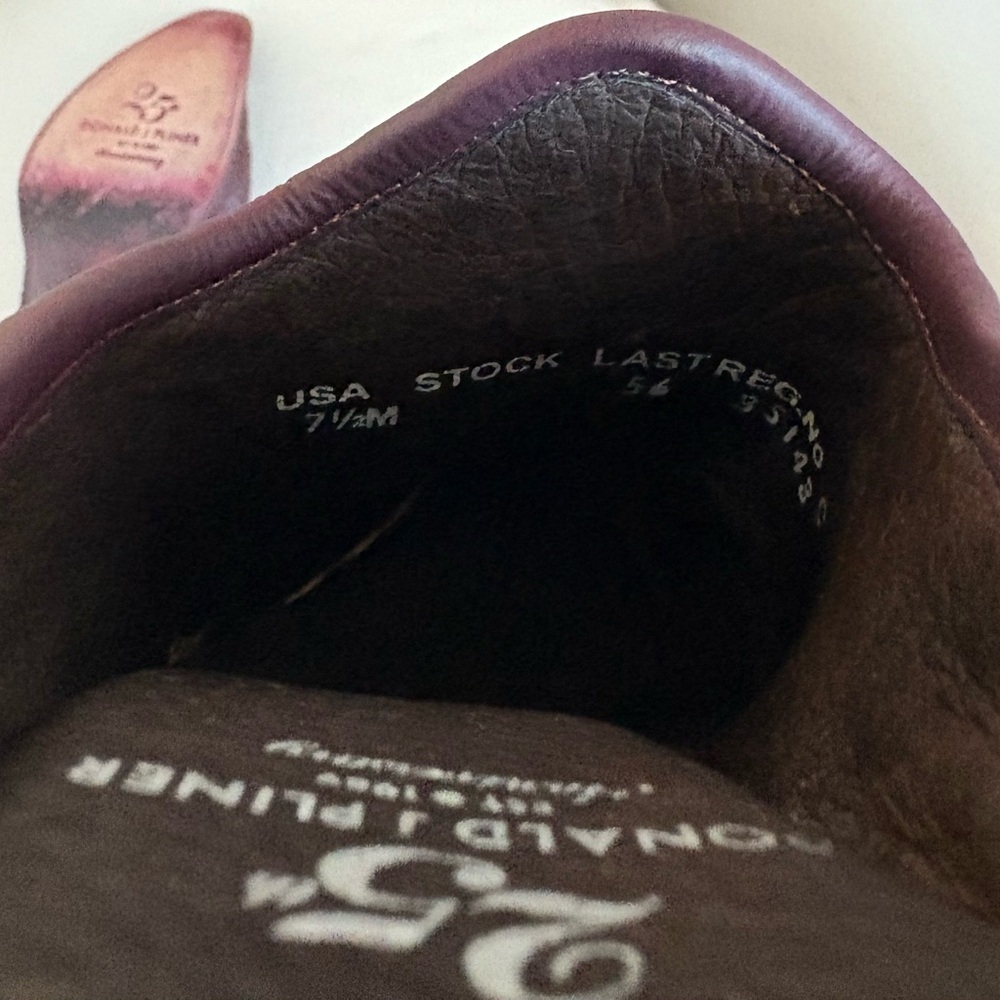 Donald J Pliner 25th Anniversary Red Distressed Leather Mule Square Toe SZ 7.5 - Picture 8 of 8